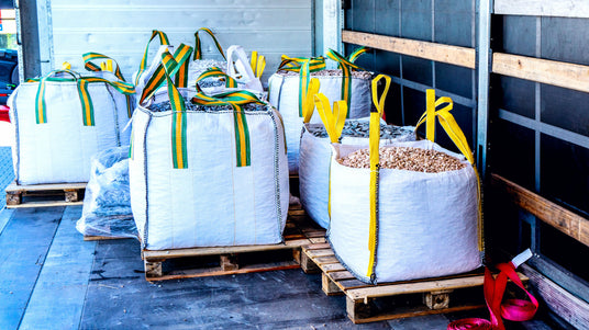 Bigbags beladen mit Steinen - SERO Entsorgung